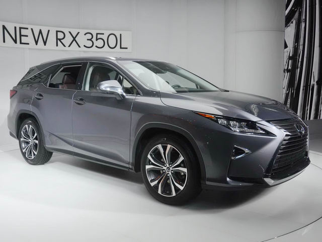 Lexus RX350L phiên bản 7 chỗ bất ngờ xuất hiện tại Việt Nam Giá hơn 5 tỷ  đồng