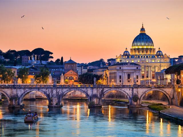 Chuyến đi của nữ du khách Việt khiến ai đang yêu cũng muốn đến Rome một lần