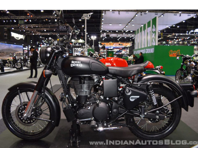 Royal Enfield Classic 500 Stealth Black bản giới hạn giá 67 triệu đồng