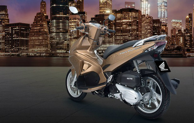 Vừa ra mắt giá xe Honda Air Blade 2018 đã chênh 6 triệu đồng tại đại lý   Danhgiaxe