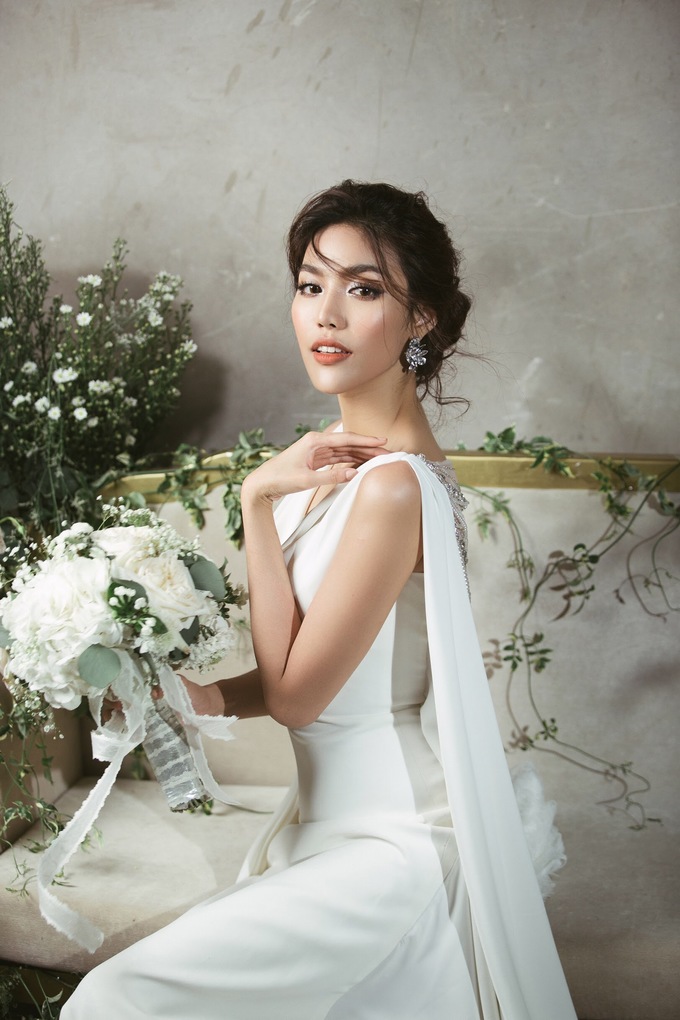 Lan Khuê bắt tay thương hiệu thời trang Nhật Bản Hacchic lấn sân thiết kế  váy cưới | DoanhnhanPlus.vn