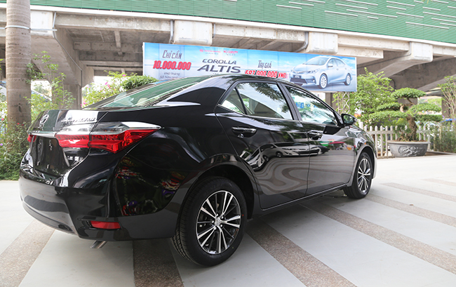 can canh toyota corolla altis moi: nhieu nang cap dang gia hinh anh 5