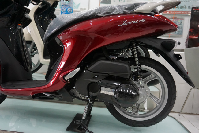 Yamaha Janus 125i 2019  Đỏ Cherry  Phiên bản tiêu chuẩn  Walkaround   YouTube