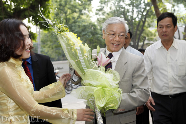 hinh anh hoat dong tieu bieu cua tan chu tich nuoc nguyen phu trong hinh anh 1