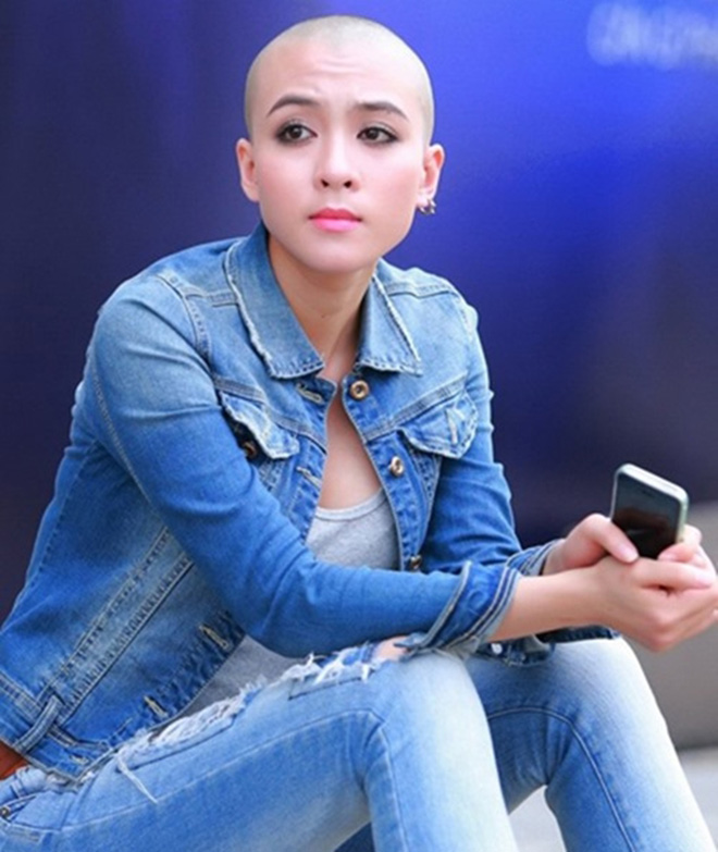 Cô gái cạo trọc đầu để trở thành người mẫu | Báo Dân trí
