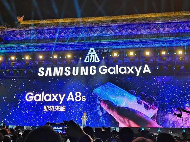 Samsung mang thiết kế quá đỉnh vào smartphone Galaxy A8s, đẹp miễn chê