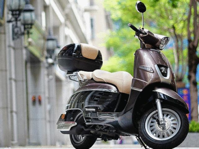 Cận cảnh Peugeot Django 125 Allure ABS kiêu sa, Vespa “ghen tị”