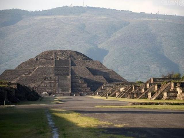 “Đường sang thế giới bên kia” dưới kim tự tháp Mexico