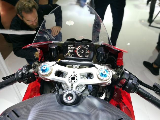 choang ngop 2019 ducati panigale v4r gia tien ty tai eicma 2018 hinh anh 16