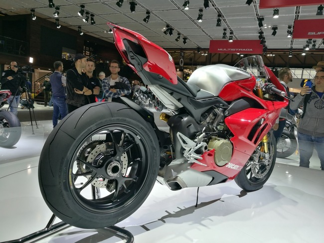 choang ngop 2019 ducati panigale v4r gia tien ty tai eicma 2018 hinh anh 7