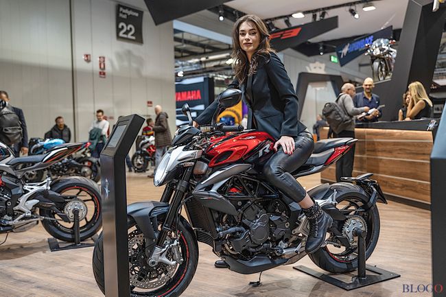 ngat ngay dan chan dai cuc nong lam bung no eicma 2018 hinh anh 9