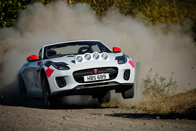 can canh xe dua viet da hang hiem jaguar f-type rally hinh anh 4