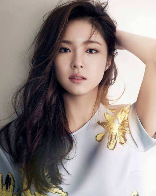 Top 10 Cô gái xinh đẹp nhất Hàn Quốc năm 2023