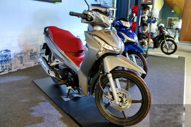 2019 honda wave 125i ha xuong 33,4 trieu vnd, honda future “giat minh” hinh anh 3