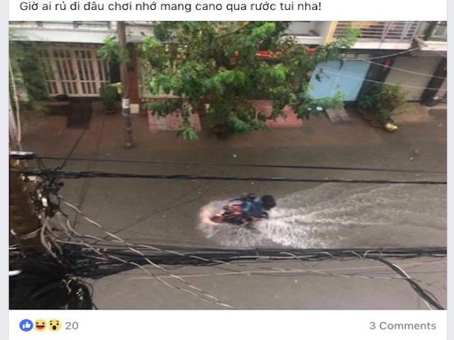 Người Sài Gòn ”khóc một dòng sông” vì ngập nước bủa vây sau bão số 9