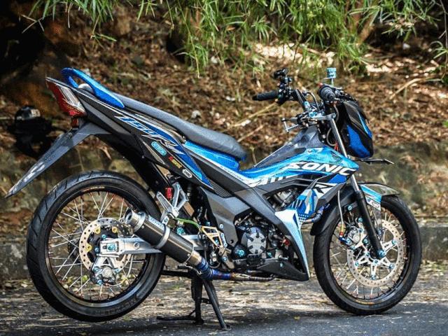 Cận cảnh Honda Sonic độ giá hơn 100 triệu đồng, khiến Exciter “choáng”