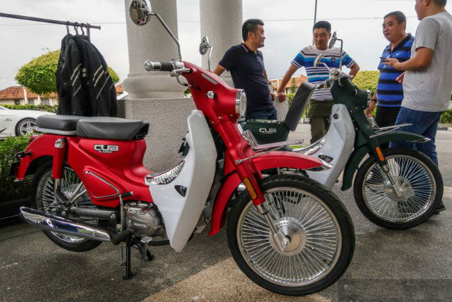 can canh doi thu honda super cub, gia chi 25,67 trieu dong hinh anh 6