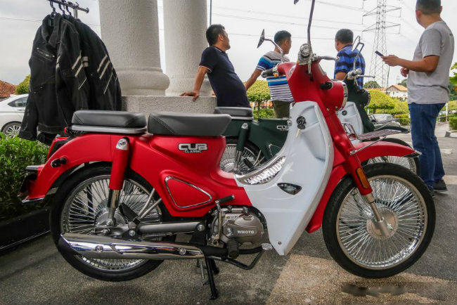 can canh doi thu honda super cub, gia chi 25,67 trieu dong hinh anh 7