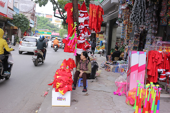 anh: ha noi hung huc khi the co vu doi tuyen viet nam hinh anh 8