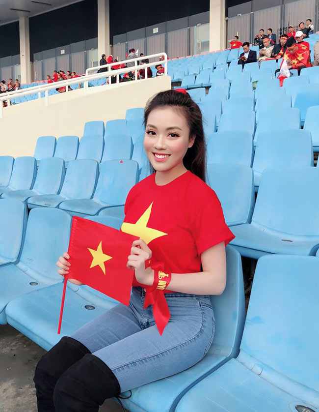 day la 3 co gai hot nhat mua aff cup 2018 vi qua xinh dep! hinh anh 2