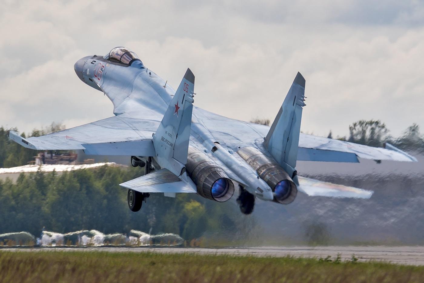 Lý do tiêm kích Su-35 Nga “thèm khát” đối thủ để tiêu diệt