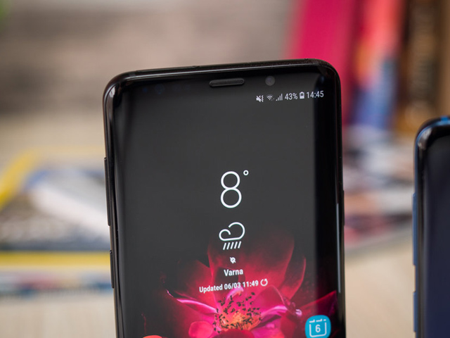 Smartphone tầm trung của Samsung sẽ có màn hình LCD cong cạnh