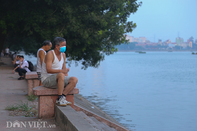 hinh anh ha noi dem toi van ro khoi bui mu mit hinh anh 4