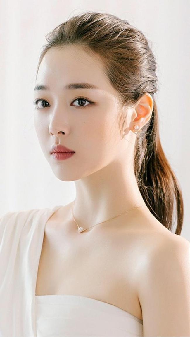 sulli qua doi o tuoi 25: giau co, xinh dep, tuong nhu co tat ca nhung lai la hu vo hinh anh 1