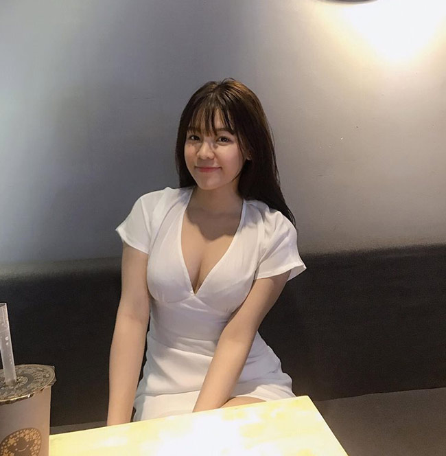 ban gai lam tay chinh la co gai nong bong nhat lang wags viet hinh anh 2