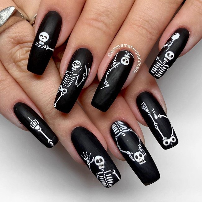 Top 15 Những mẫu nail halloween đẹp không thể bỏ qua