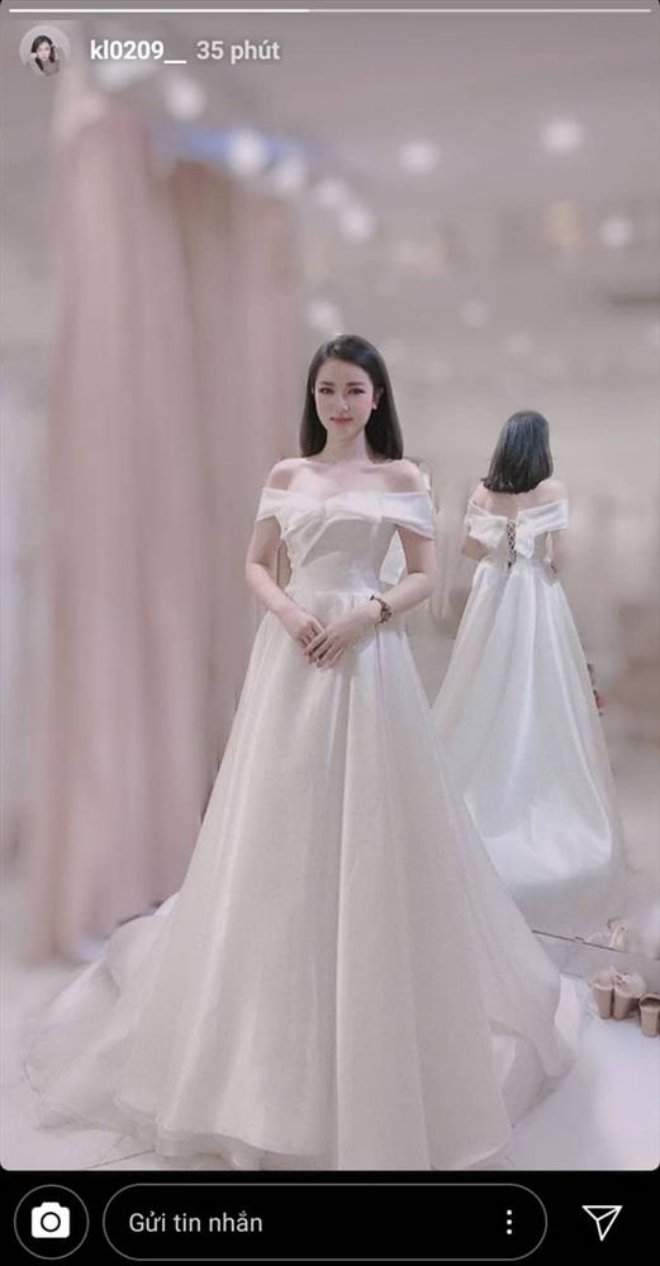 Vợ Bùi Tiến Dũng mặc 2 váy cưới giá 600 triệu đồng  Thời trang sao