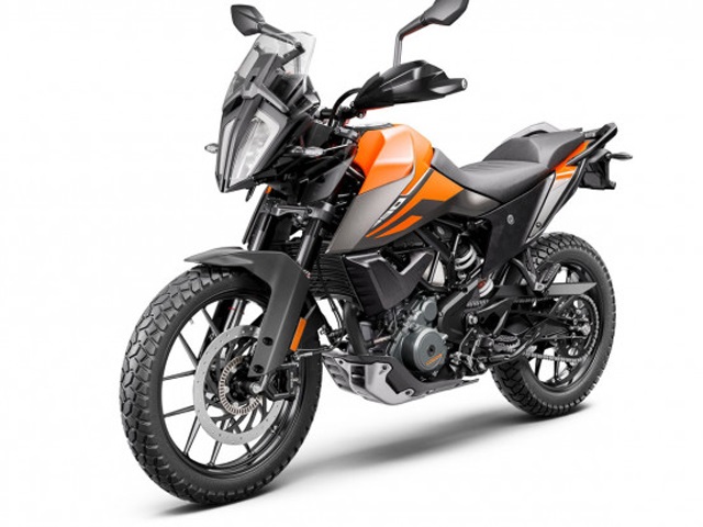 2020 KTM 390 Adventure chính thức ”lên kệ”, giá từ 143 triệu đồng