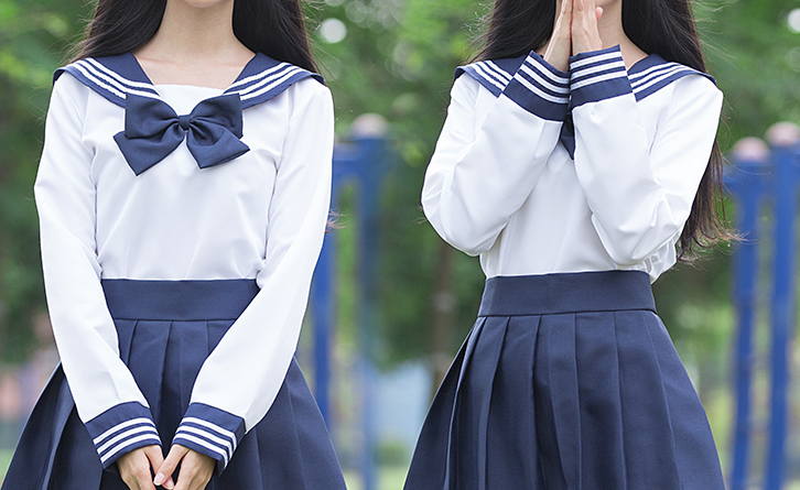Đồng phục nữ sinh Hàn Quốc ngắn hơn cả đồ của trẻ 7 tuổi - 2sao