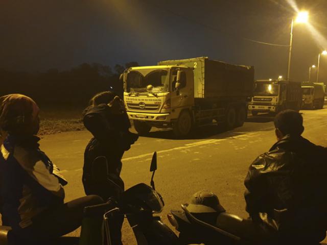 Sóc Sơn báo cáo ”khẩn” Chủ tịch Hà Nội vụ dân lần thứ 6 chặn xe rác