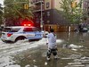 Clip: New York ngập nặng do mưa lớn, thị trưởng kêu gọi người dân không ra ngoài