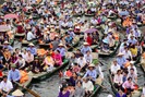 Tràng An Ninh Bình đông nghẹt du khách ngày khai hội 2017