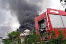 Clip cháy dữ dội ở khu công nghiệp Thụy Vân Phú Thọ từ đêm tới sáng