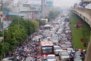 Hà Nội xén 8 km dải phân cách vành đai 3 để chống ùn tắc