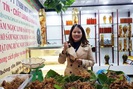 50kg sâm tươi trị giá hơn 6 tỷ đồng được bày bán tại chợ sâm Quảng Nam