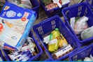 Bị chê giá cao, nhiều siêu thị ở TP.HCM sửa combo 'đi chợ hộ'