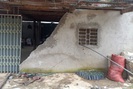Nông thôn Tây Bắc: Thuận Châu đá lăn vào nhà dân
