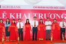 Agribank Chi nhánh Sơn La: Khai trương máy ATM đa chức năng