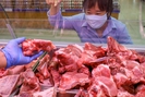 Nhập khẩu thịt heo giảm 48,7% trong 6 tháng