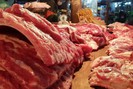 Thị trường thịt lợn thiếu ổn định, do đâu?