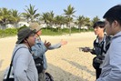 Hàng chục thiết bị bay flycam tìm kiếm bé trai mất tích khi tắm biển tại Đà Nẵng
