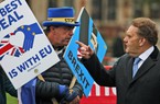Rối rắm tiến trình Brexit: Doanh nghiệp Anh trì hoãn đầu tư