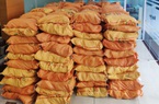 Báo NTNN/Điện tử Dân Việt tiếp tục chuyển 10 tấn gạo qua đường sắt đến Quảng Bình