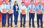 Nhiều cán bộ lãnh đạo Tỉnh ủy, UBND tỉnh Quảng Ngãi
được điều động vị trí công tác mới.
