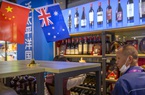 Nước đồng minh Mỹ bị Trung Quốc áp thuế rượu vang "chót vót"