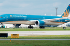 Bùng dịch Covid-19, Vietnam Airlines tạm ngừng vận chuyển khách từ châu Âu về Việt Nam